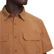 UA Men Explor Woven Solid Short Sleeve | 6009204